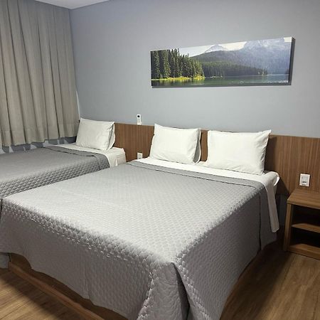 Hotel Premier 벨루오리존치 외부 사진